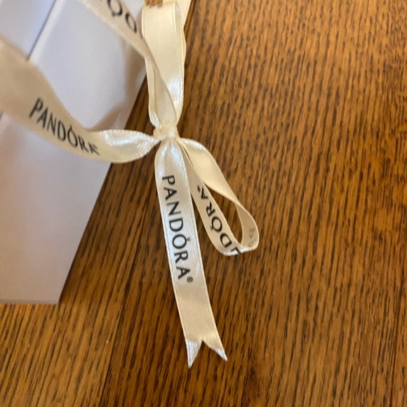 New in Box Pandora 2016 Present Porcelain Holiday Ornament. Never used - Picture 8 of 8